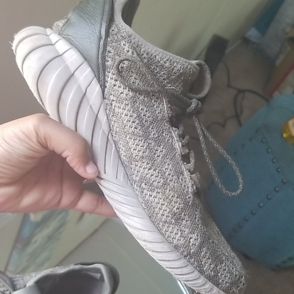 Army Green Athletic Adidas - Picture 3 of 6